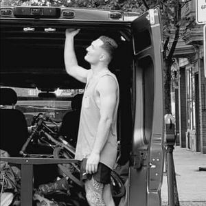 Meet your Posher, Stuart